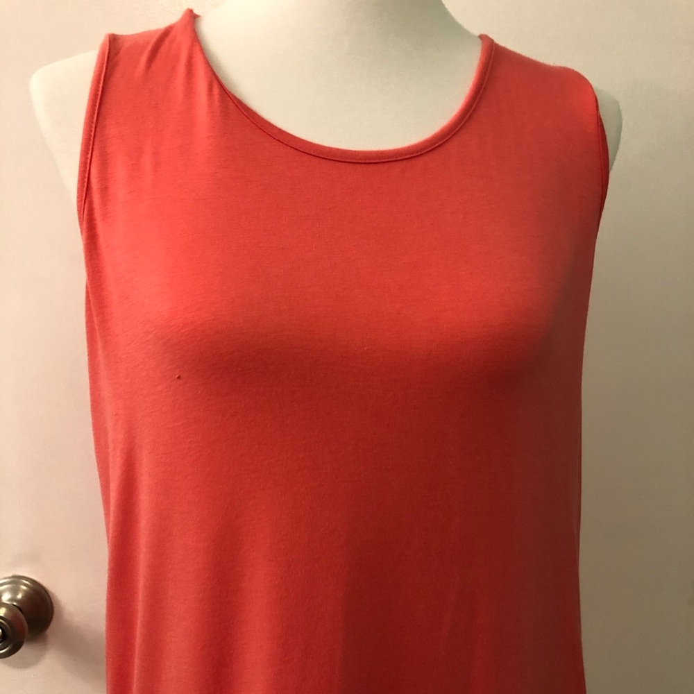 New without tags-Sleeveless tunic